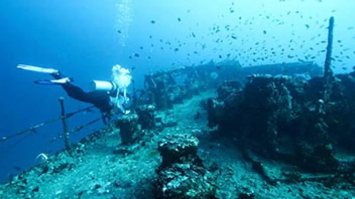 Les explorateurs d'épaves S02E02 Le HMS Curacoa