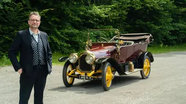Les grandes heures de l'automobile française E01