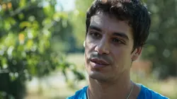 Les hautes herbes S01E02