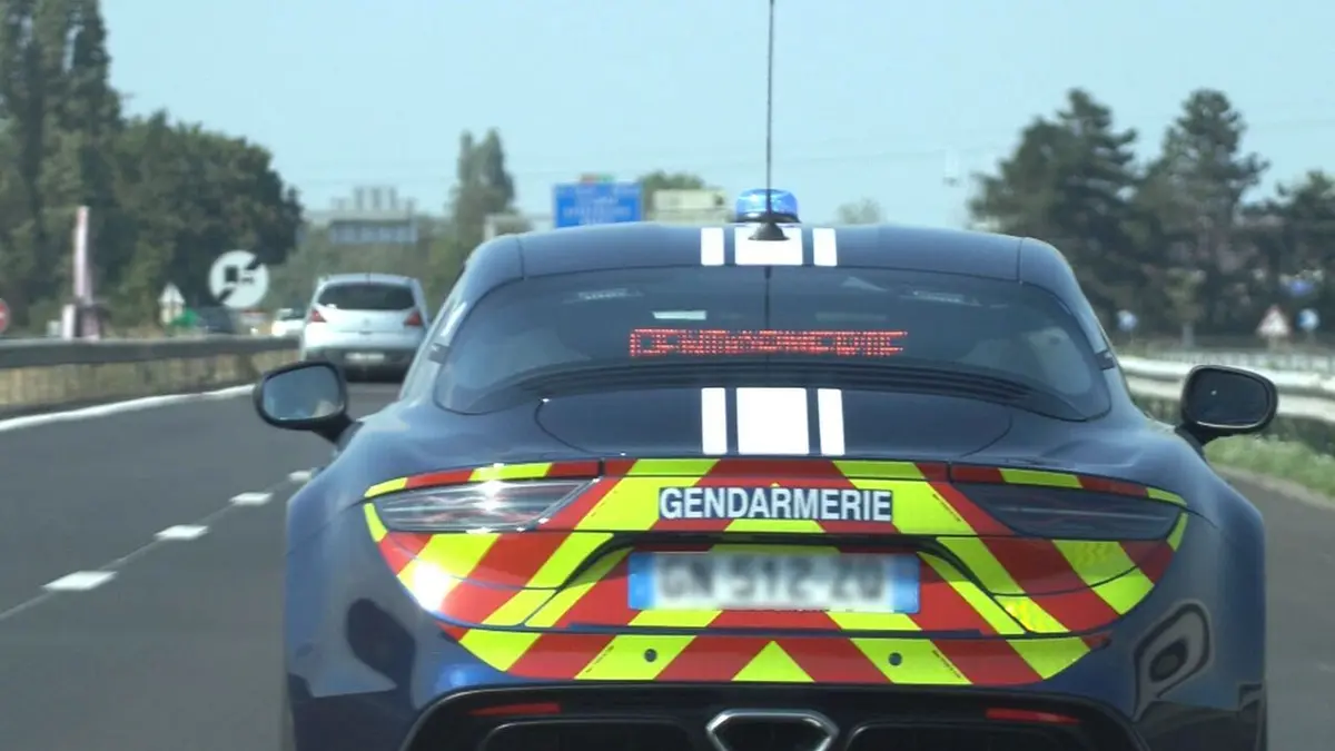 Les héros de la route Avec les gendarmes des autoroutes d'Alsace