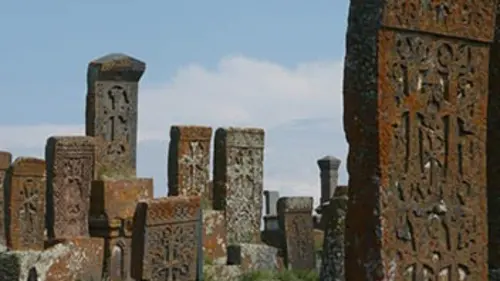 Les incendiaires de la mémoire