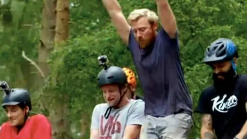 Casting Les indestructibles Destructeurs de rickshaw