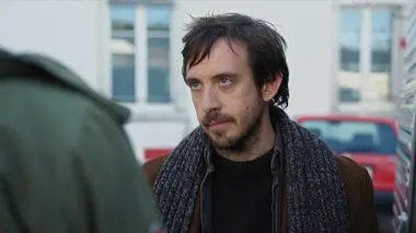 "C'est drôle, c'est les hommes qui font la guerre, mais ils veulent jamais en parler." (1994)