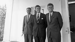 Visuel de Les Kennedy et la «mafia irlandaise»