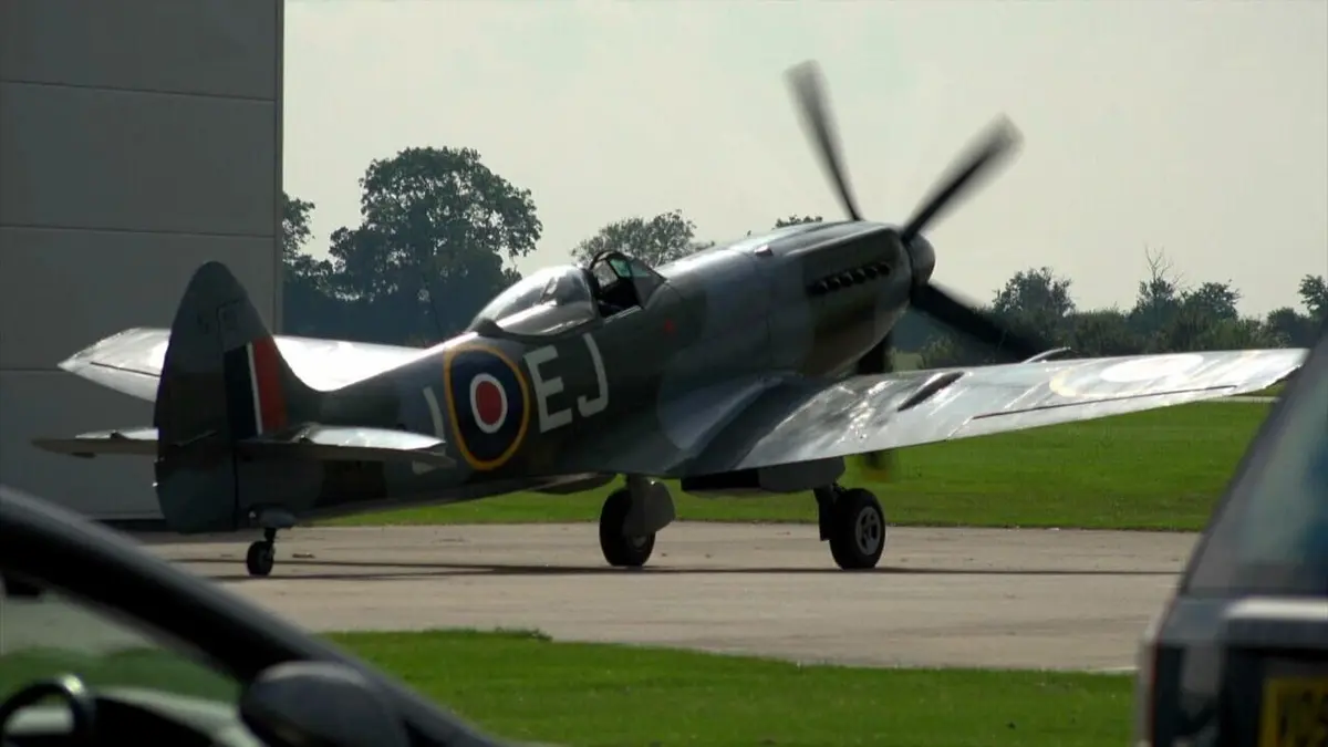 Les légendes de l'aviation de guerre Spitfire, un symbole britannique