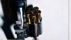 Les maîtres du crime Sous emprise