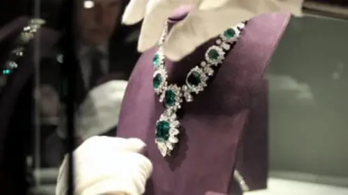 Les maîtres du rêve Les joailliers français et suisses