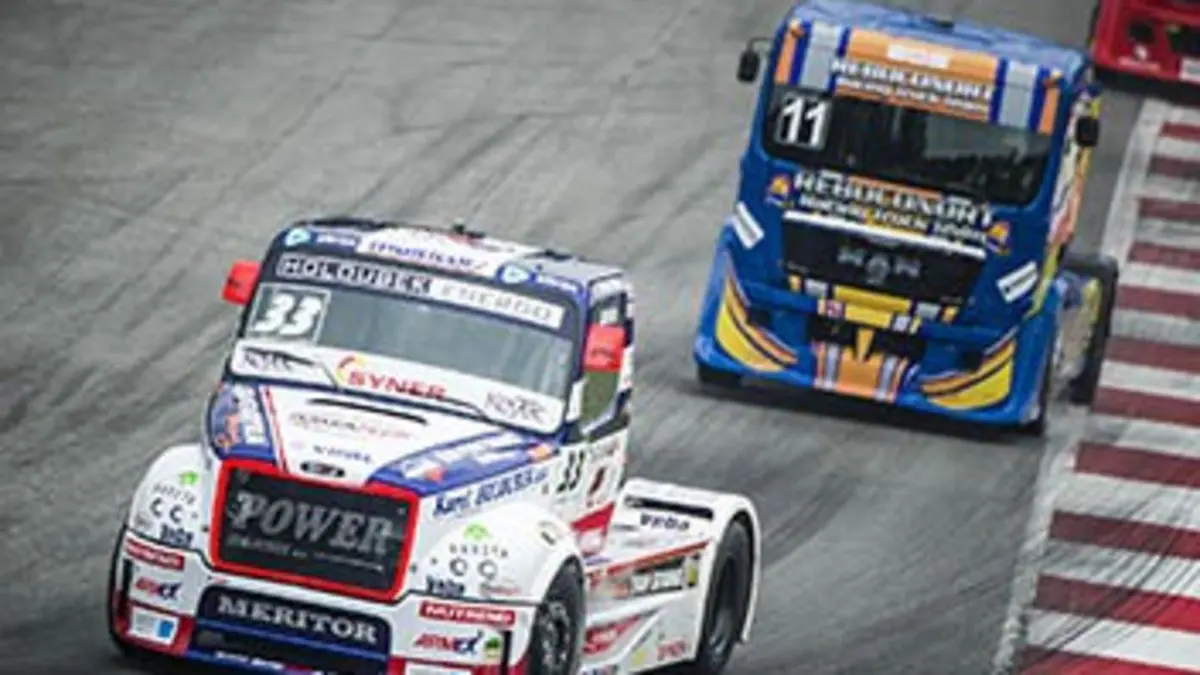 Les meilleurs moments Course de camions 24 heures du Mans 2015