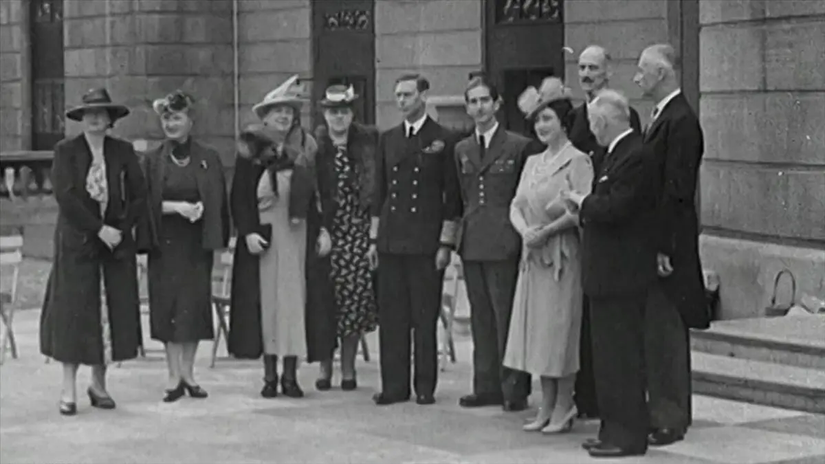 Les monarchies face à Hitler Rois, reines et fous : Le grand échiquier d'Hitler