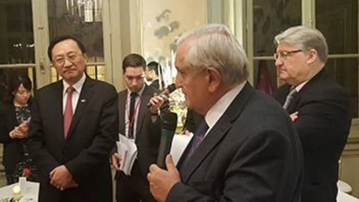 Les mots de Raffarin sur la Chine-Nanjing, ville lumière
