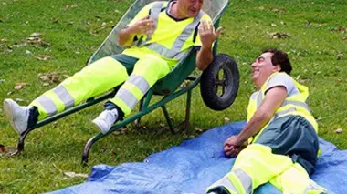 Les municipaux, la série