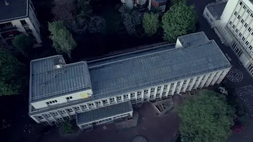 Les négociateurs E05 La maternelle de Neuilly