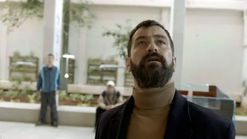 Les oubliés S01E01 Toujours frapper le premier