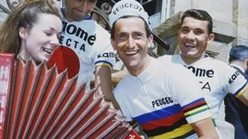 Les oubliés de l'histoire S01E10 Tom Simpson, la course à la mort