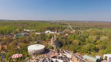 Les parcs d'attractions préférés des Français Parc Astérix : les secrets d'un succès français