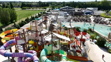 Les parcs d'attractions préférés des Français S01E81 Parc aquatique et toboggan géant : Techno XXL