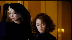 Les petits meurtres d'Agatha Christie S02E08 Pension Vanilos