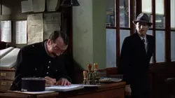 Les petits meurtres d'Agatha Christie S01E07 Cinq petits cochons