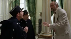 Les petits meurtres d'Agatha Christie S01E06 Je ne suis pas coupable