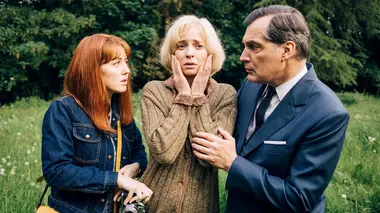Les petits meurtres d'Agatha Christie S02E24 Ding dingue dong