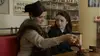 Lampion dans Les petits meurtres d'Agatha Christie S02E06 Cartes sur table (2014)