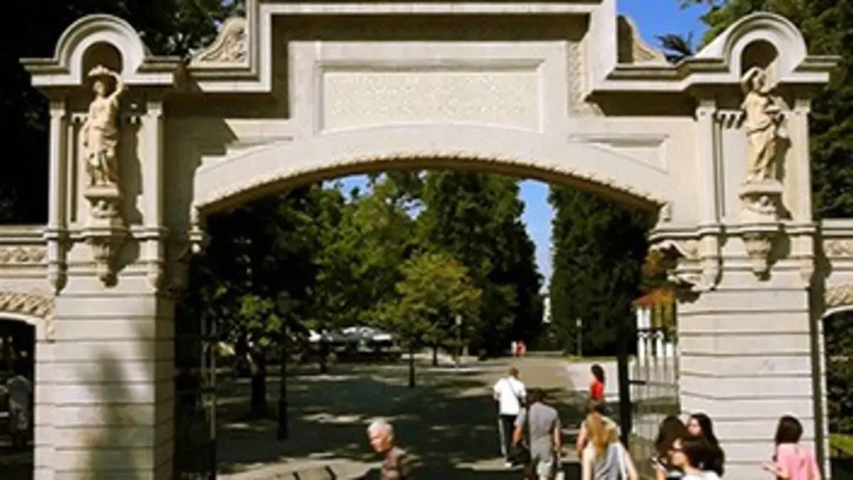 Les plus beaux jardins d'Europe centrale aux XVIIIe et XIXe siècles E02 Le parc Maksimir