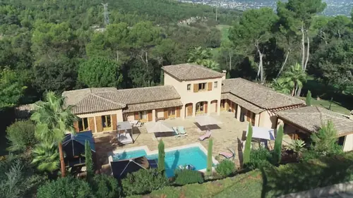 Les plus belles vacances S02E02 Famille Mayer