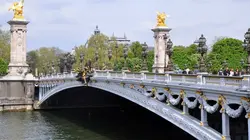 Les ponts de Paris, un patrimoine révélé
