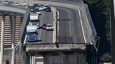 Les ponts, des colosses aux pieds d'argile