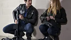 Primeval : un nouveau monde S01E10 La grande évasion