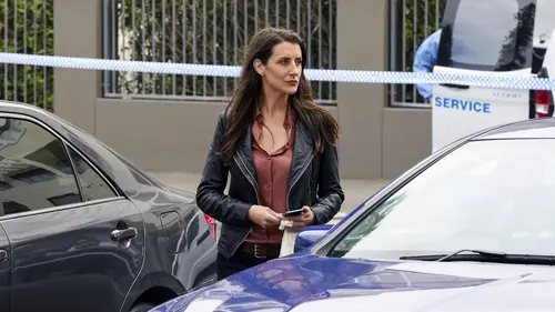 Casting Les proies S01E02