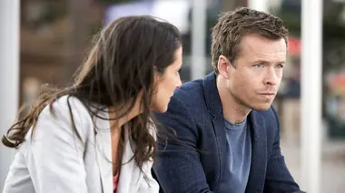 Les proies S01E01