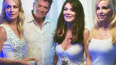 Les Real Housewives de Beverly Hills S05E01 La soirée blanche