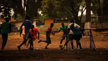 Les rebelles du foot S01E05 Didier Drogba
