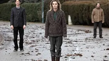 Les revenants S02E01 L'enfant