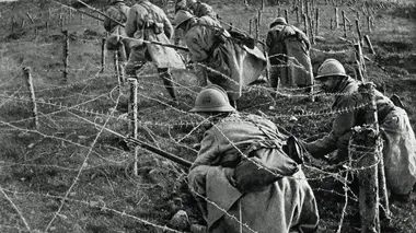 Les rêves brisés de l'entre-deux guerres 1918-1939 : Décisions