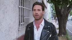 Les riches pleurent aussi S01E52