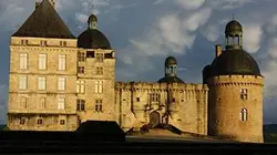 Visuel de Les rois de France : 15 siècles d'histoire
