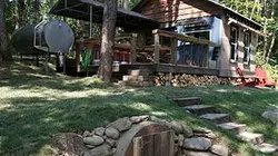 Constructions sauvages S02E08 La cabane-brasserie