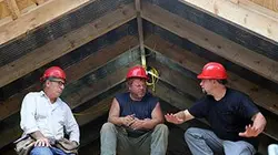 Constructions sauvages S02E10 Démolissons et construisons !