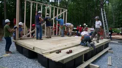 Constructions sauvages S02E03 La cabane des pêcheurs