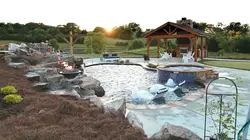 Les rois de la piscine S05E03 Une cascade en or