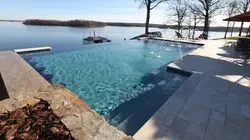 Les rois de la piscine S05E04 Deux fois plus de folie