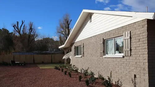 Les rois de la réno S01E07 L'arrêt