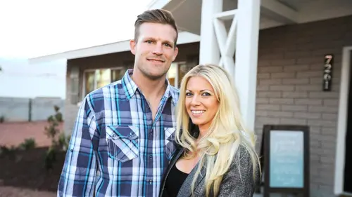 Les rois de la réno S01E08 C'est la tuile