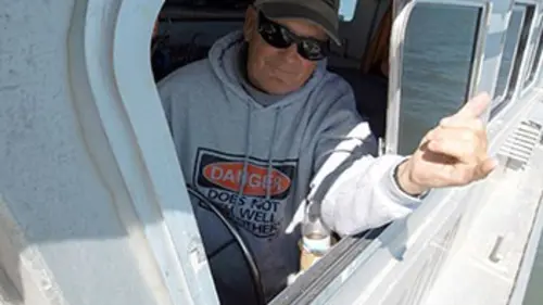 Les rois du saumon S02E04 Dans la zone