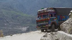 Les routes de l'impossible Népal : face aux précipices