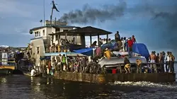 Les routes de l'impossible S03E00 Congo, le rafiot de l'enfer