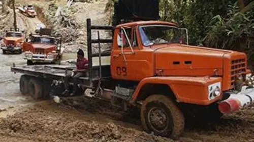 Les routes de l'impossible S09E00 Bornéo, le convoi de la jungle