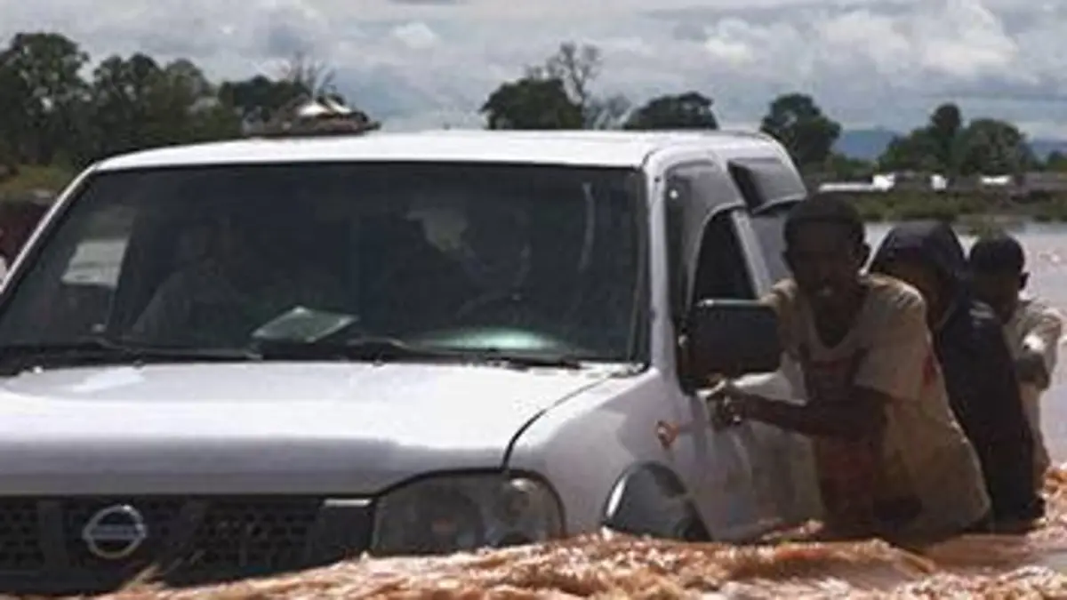 Les routes de l'impossible S09E00 Madagascar, à l'assaut de l'île rouge